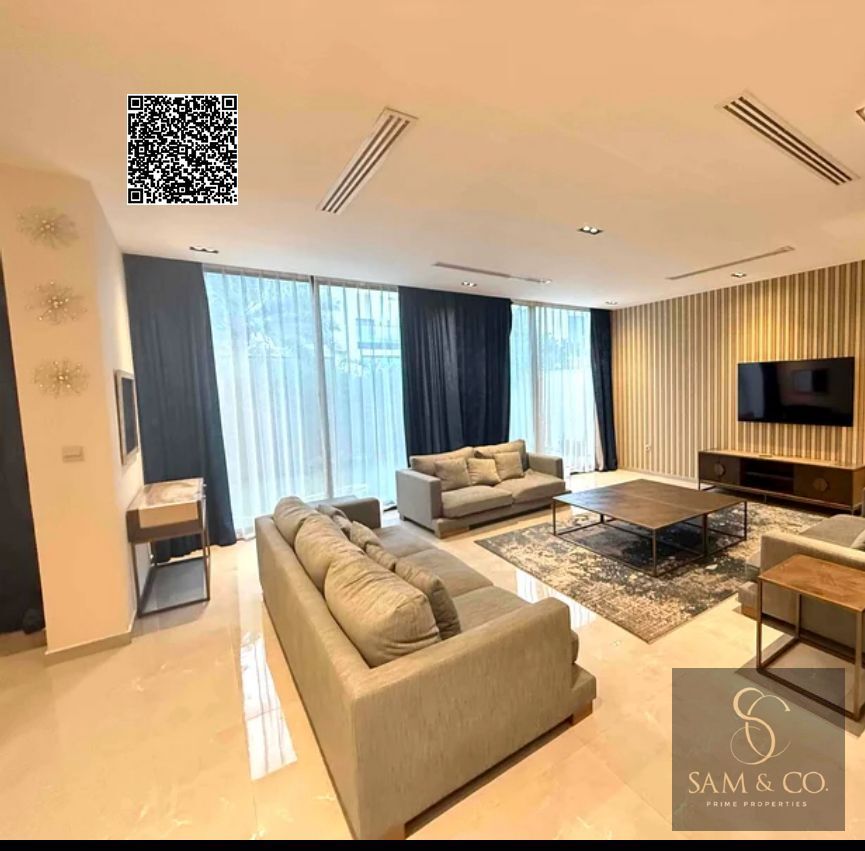 Experience Luxury Living on the Green: 3 Bedroom Villa within the Golf Community – Garden View