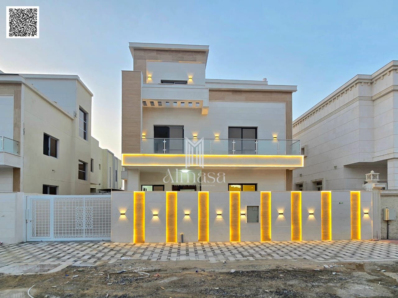 5-Master Bedroom Villa with Rooftop – Mosque View, Al Yasmeen