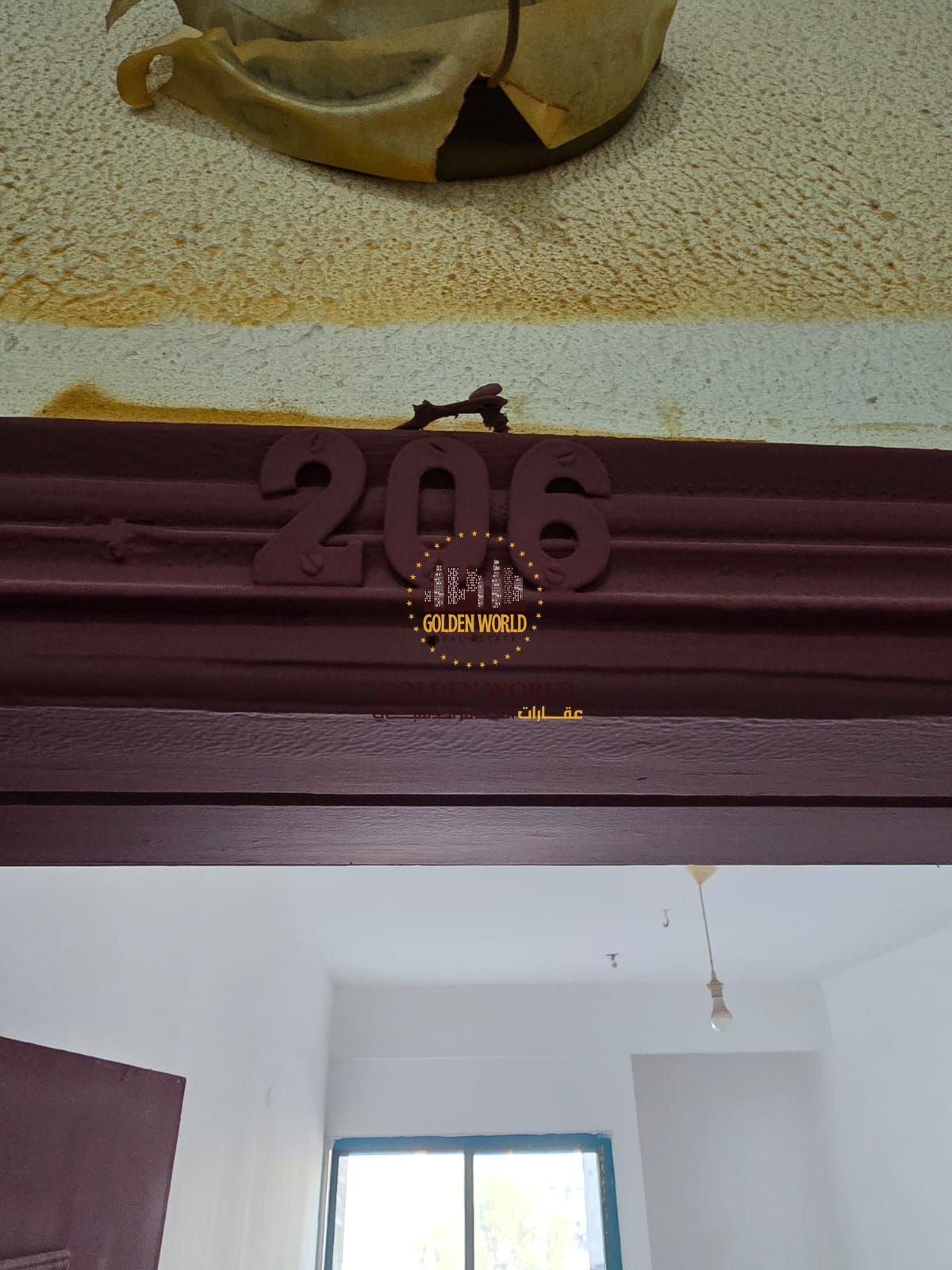 One-bedroom apartment with living room in Al Qasimia – Al Jubail, first row on the corniche with an open sea view. Bright unit with practical layout,