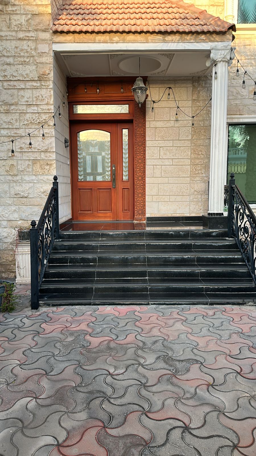 FOR SALE Nice beautiful Villa G + 1 Floor Sharqan – Sharjah Plot size 8000 sq ft