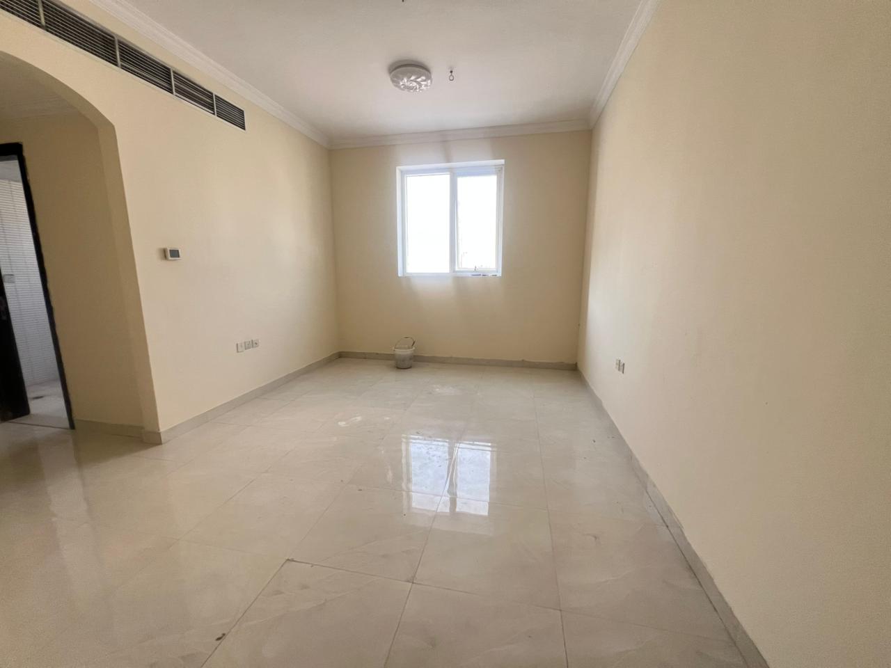 Lavish 1bhk fully family Building schools Zone just rent 34k