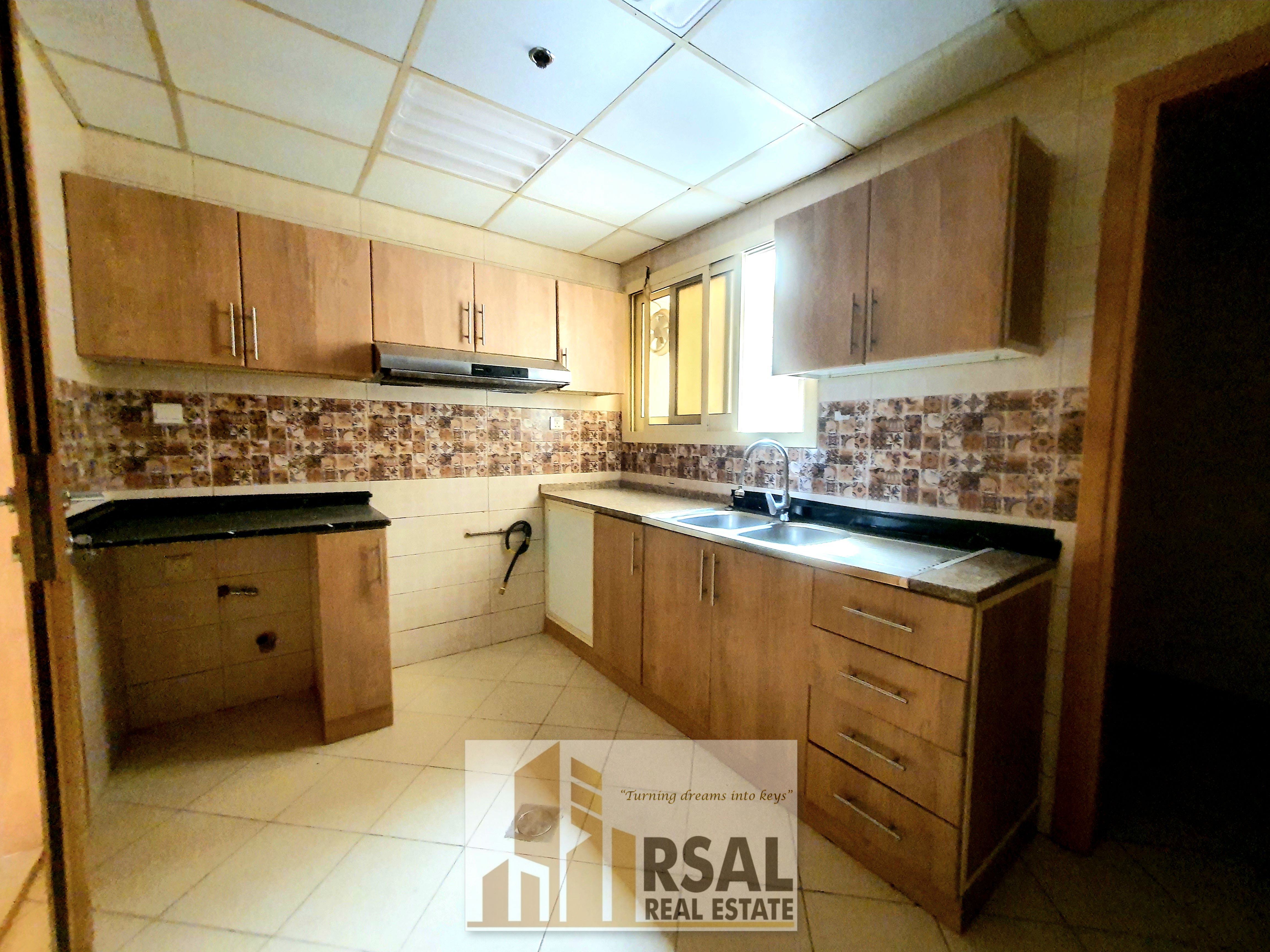 Spacious 3bhk || Flexible payments || Prime Location || Easy access to Dubai ||