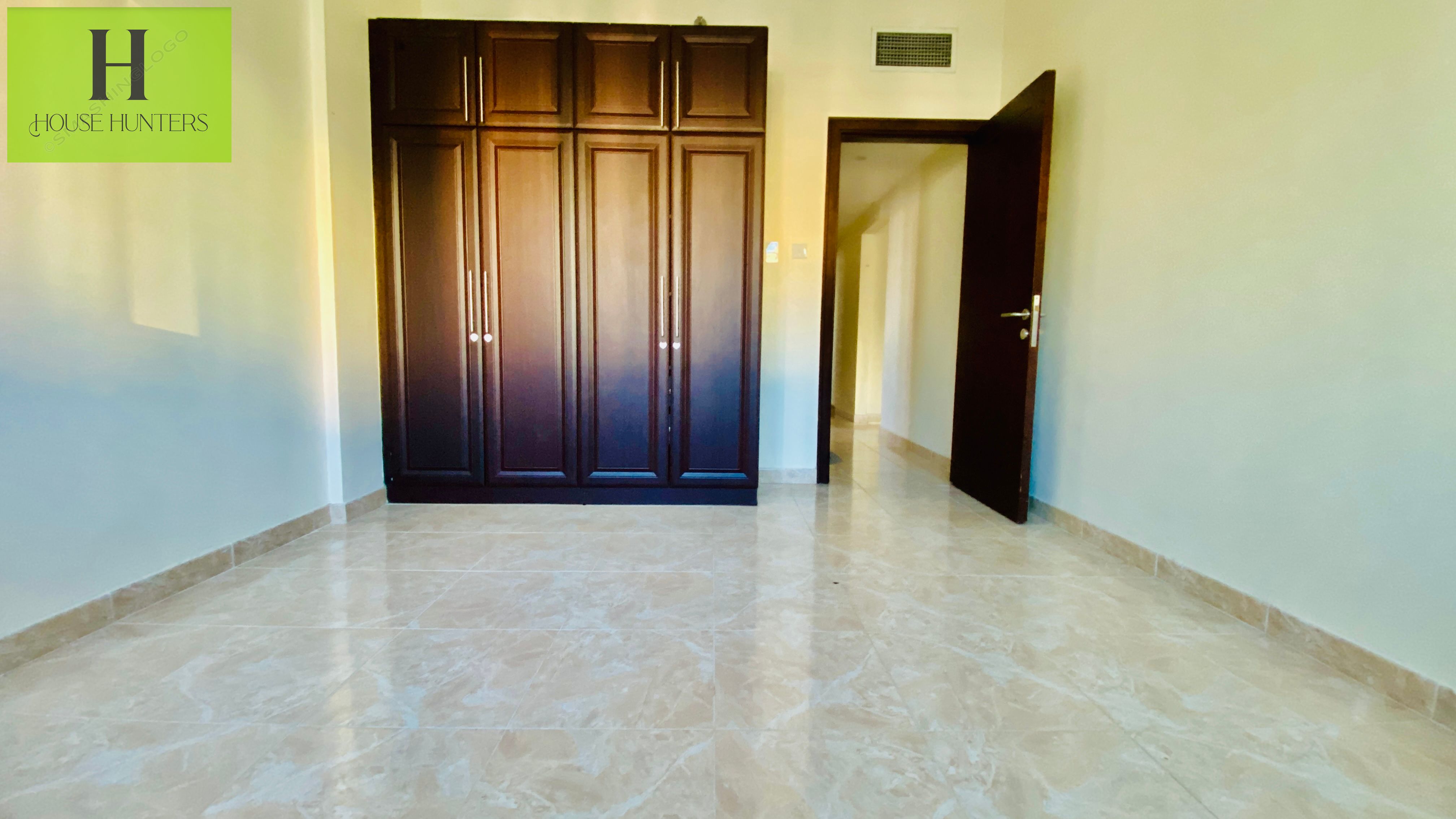 Lavish 2bhk | cupboard | family bulding | clean | cheque 6