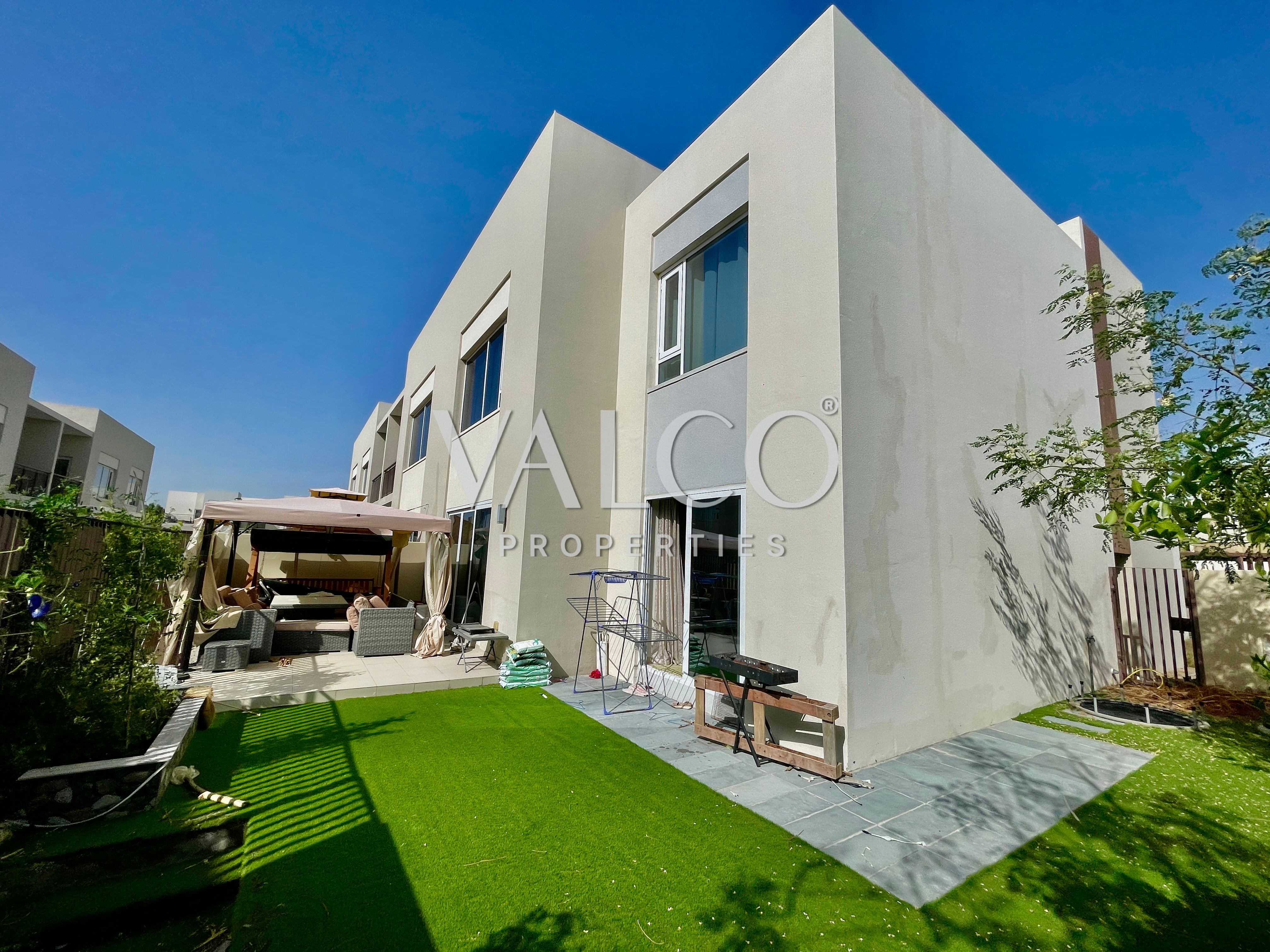 Vacant - Vaastu | Spacious 3BR | Sunset Garden