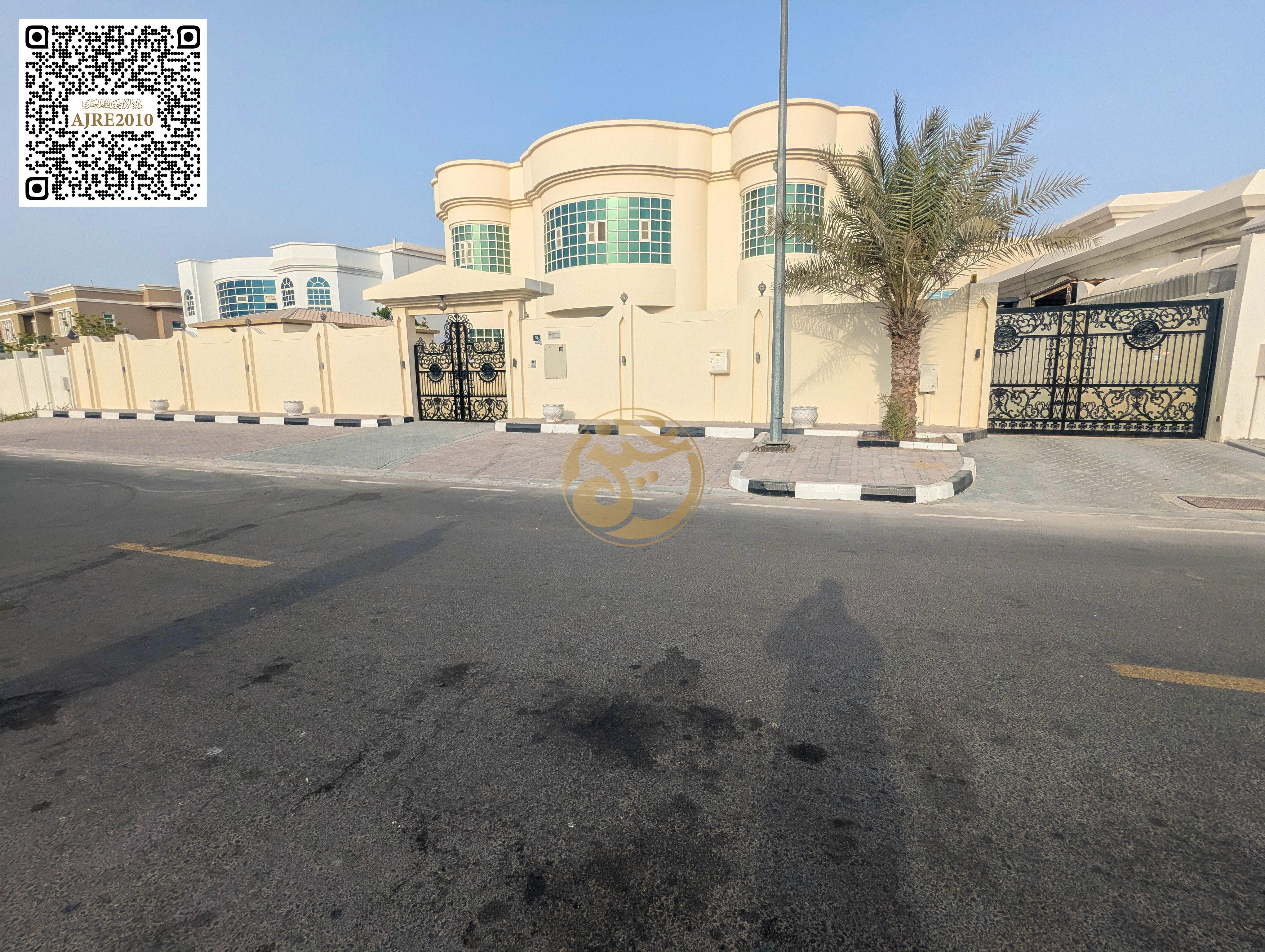 Luxury Villa for Sale | Spacious Layout | Prime Location