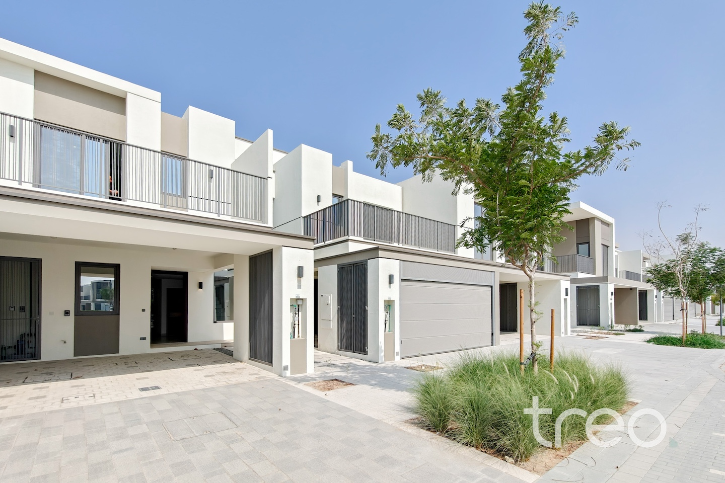 Single Row | Fully Upgraded | Biggest Plot