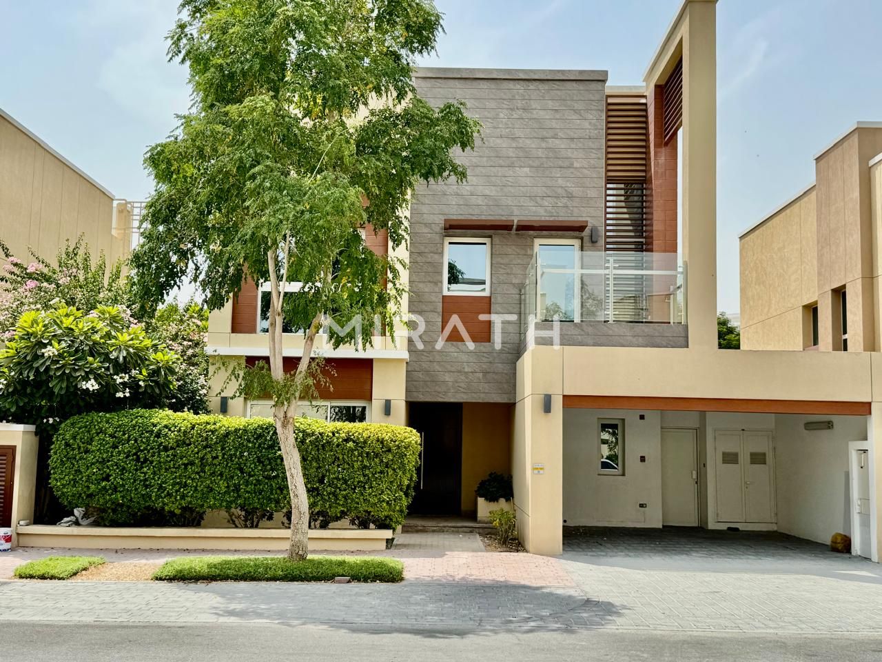 MODERN COZY VILLA | WITH PRIVATE GARDEN IN LANTANA