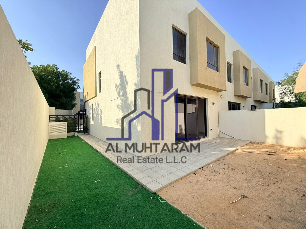 luxury 3BR Townhouse for rent in Nasma Residence