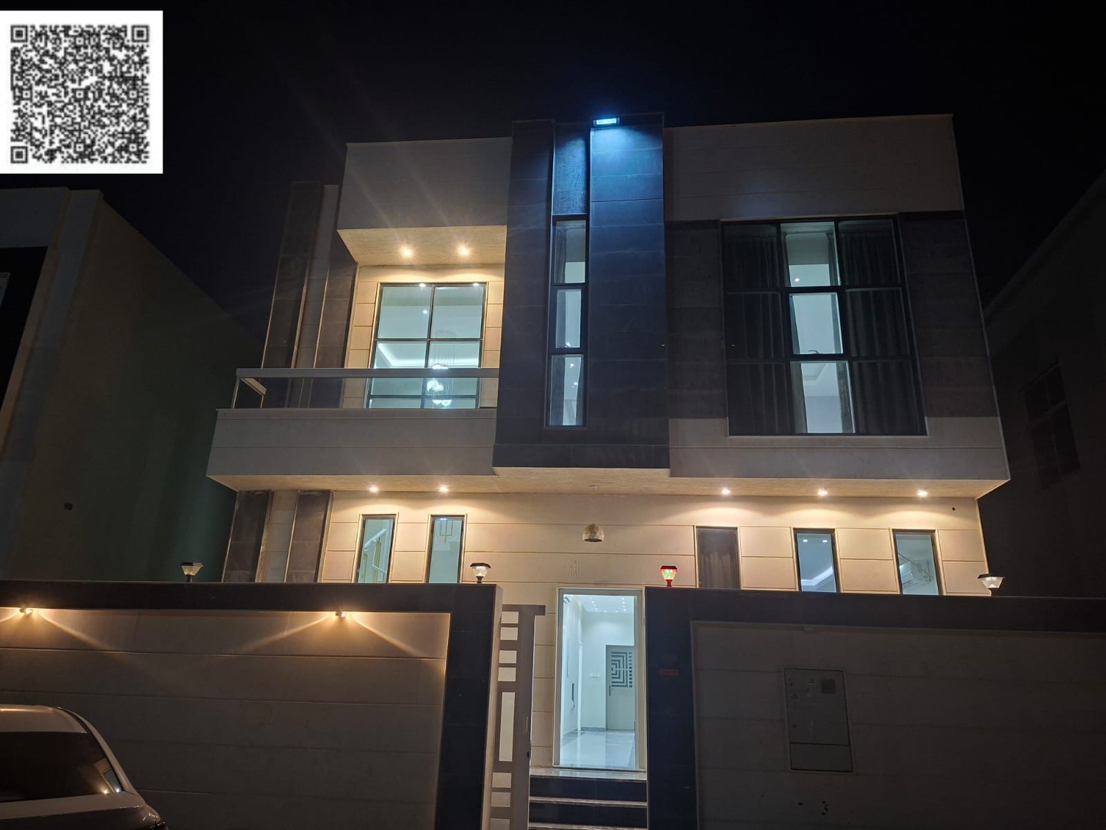 For sale, a prime villa with electricity, water, and air conditioning, located on Hajr Street opposite the mosque in Al Zahia, Ajman. Land area: 3015