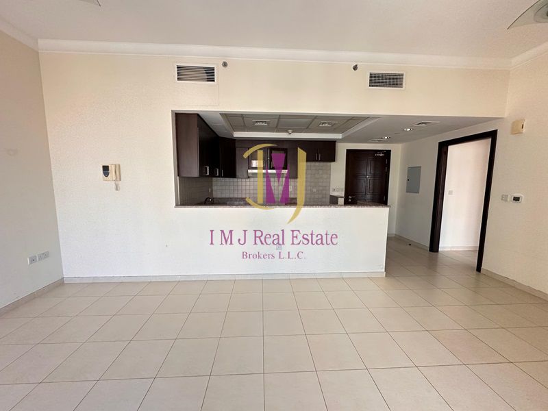 1 Bedroom | Unfurnished | Low Floor | Canal View