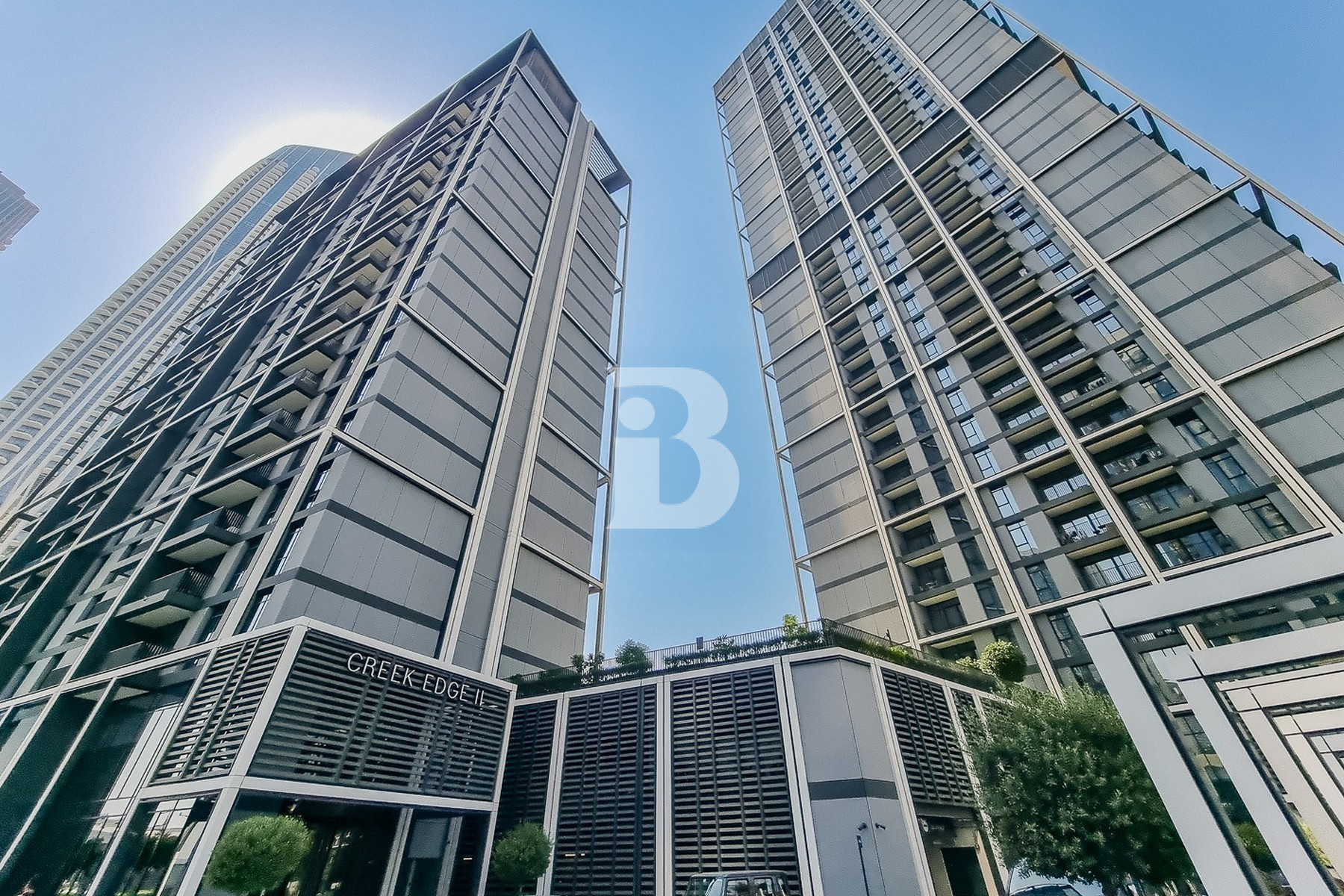 Creek View Unit | High Floor| Furnished