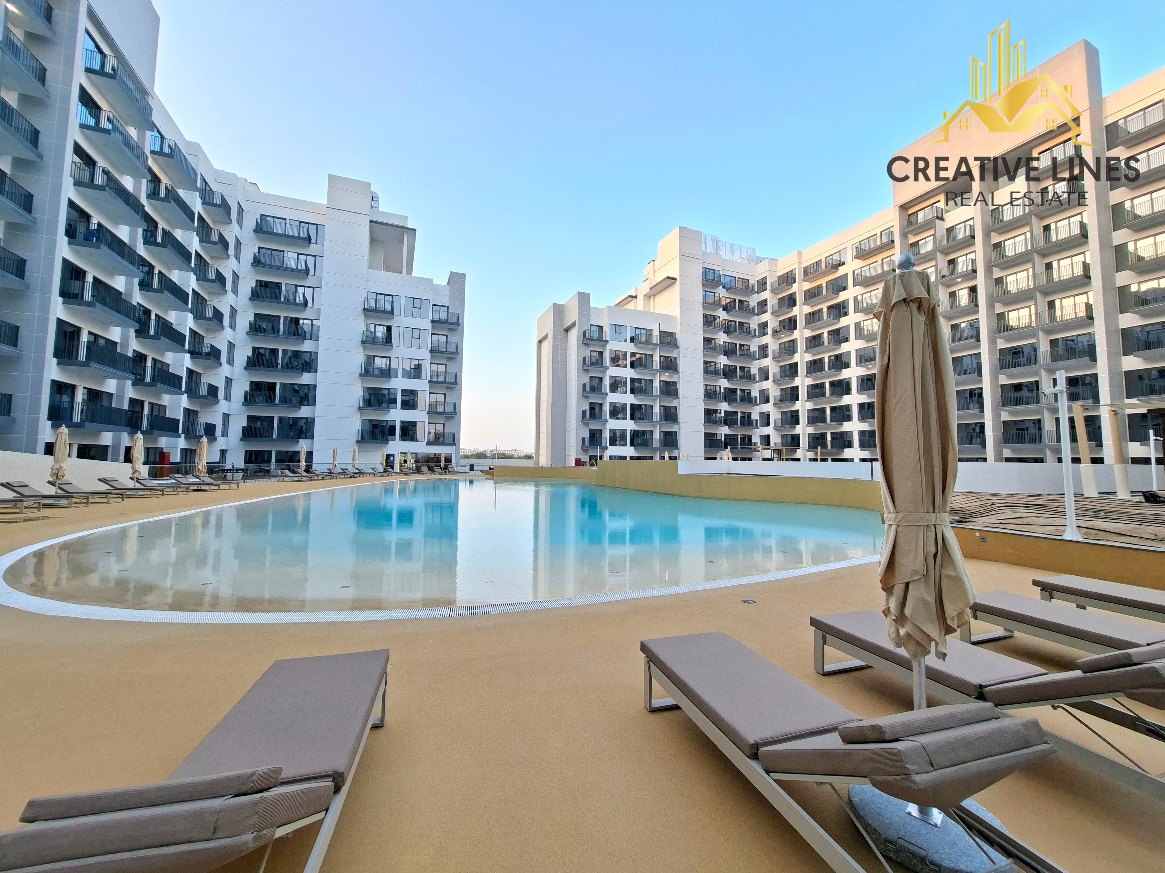 Chiller Free !! Brand New !! Elegant Living