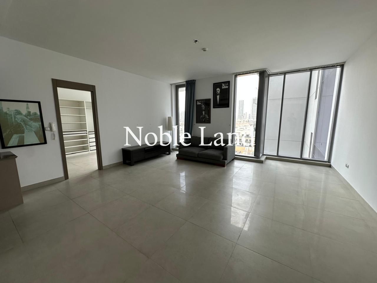 Stylish 1-Bedroom Apartment | Prime Location