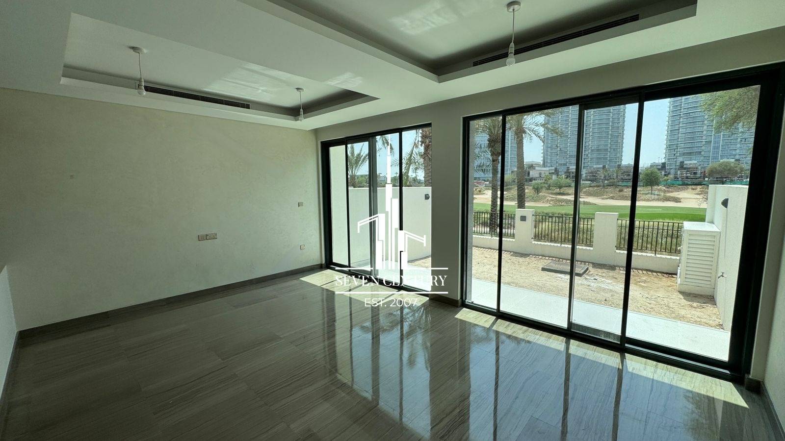 Single Row | Golf Course Access | Luxury Living