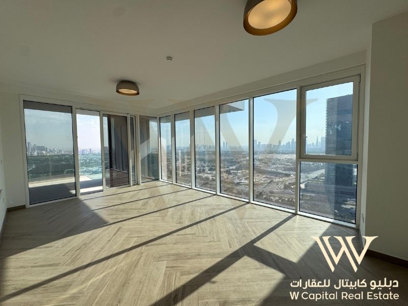 W Capital Real Estate presents an exclusive 3+1 bedroom apartment with Zabeel park and Dubai Frame View.
