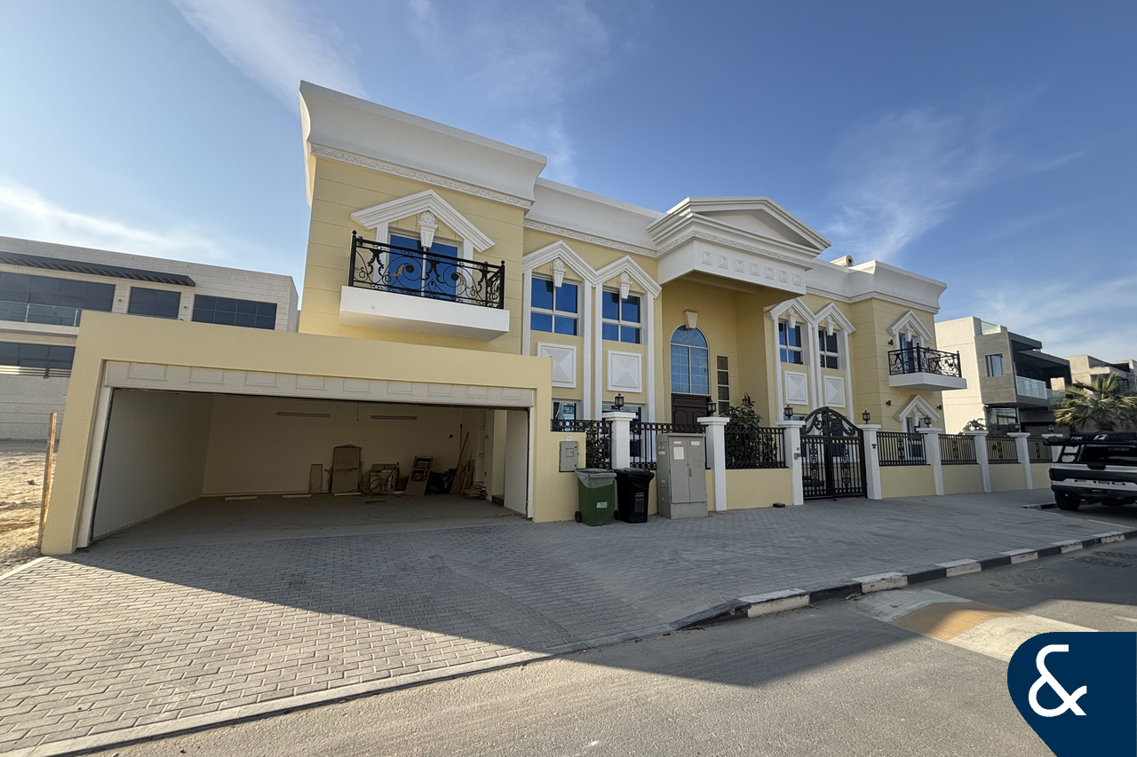 Custom Villa | Spacious Layout | Vacant