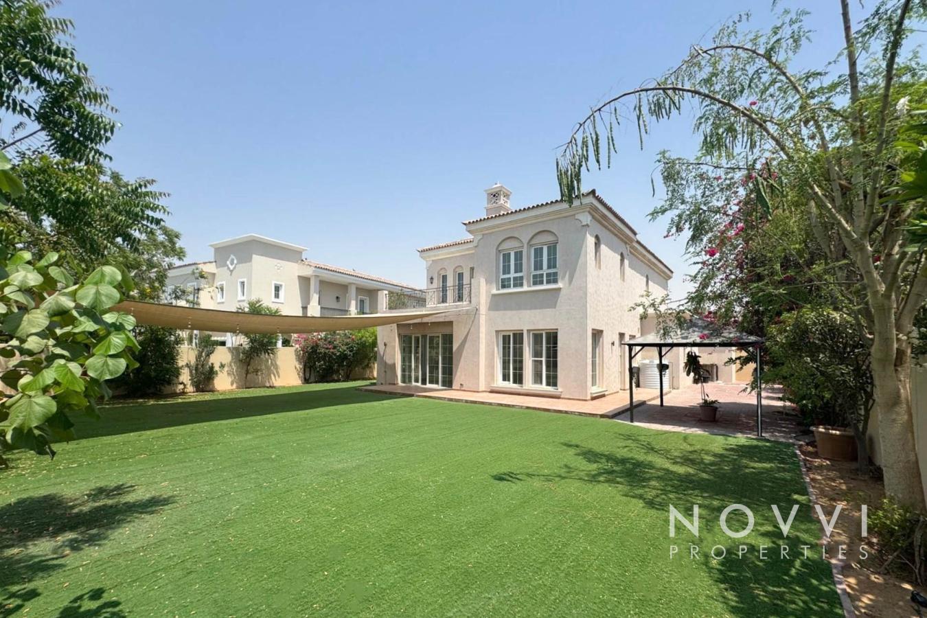 Elegant 4BR Villa | Expansive Plot | Vacant Now