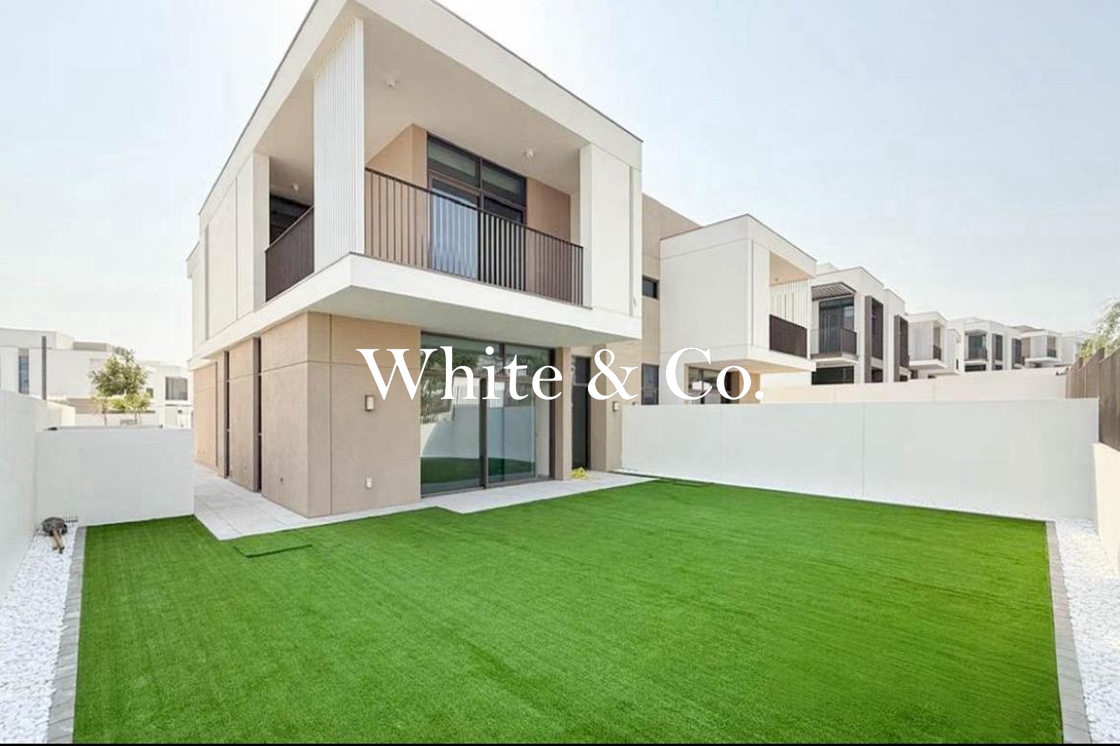 Type B | Single Row Unit | Landscaped