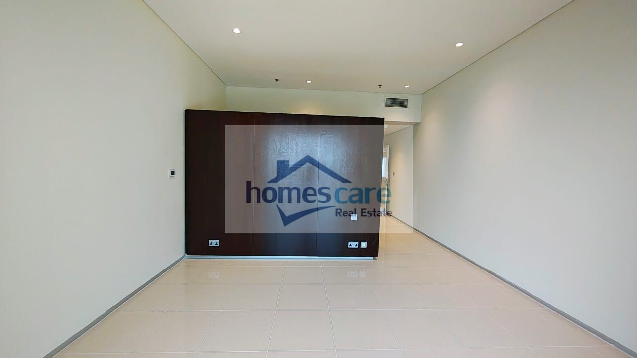 Executive 3 Bedrooms with Sea and Sheikh Zayed View in Sheikh Zayed