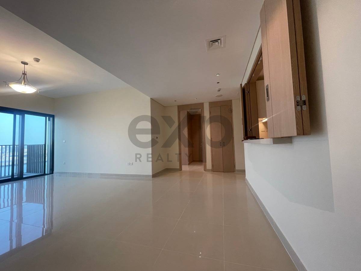 Spacious 3 Bedroom | Sea view | Ready