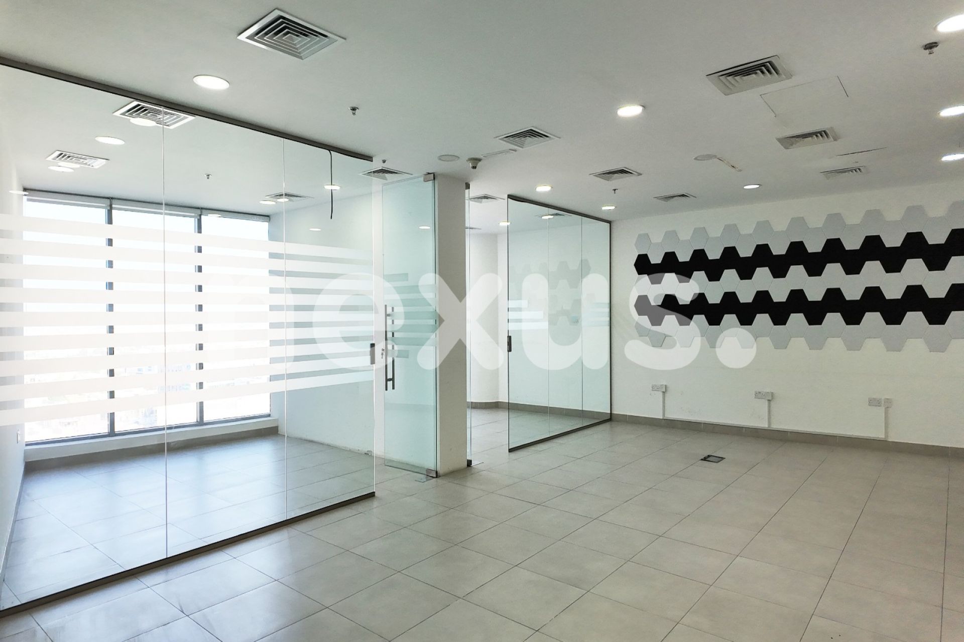 PRIME LOCATION | VACANT | UNFURNISHED