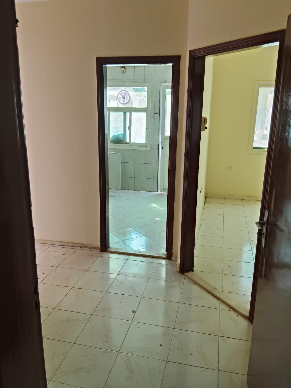 For annual rent in Sharjah, specifically in the Muwaileh area: a one-bedroom apartment with a living room, offering excellent space.