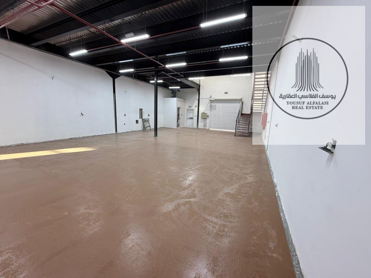 Warehouse for rent at an excellent price, 4251 sq ft, 57 kW electricity, first occupancy.
