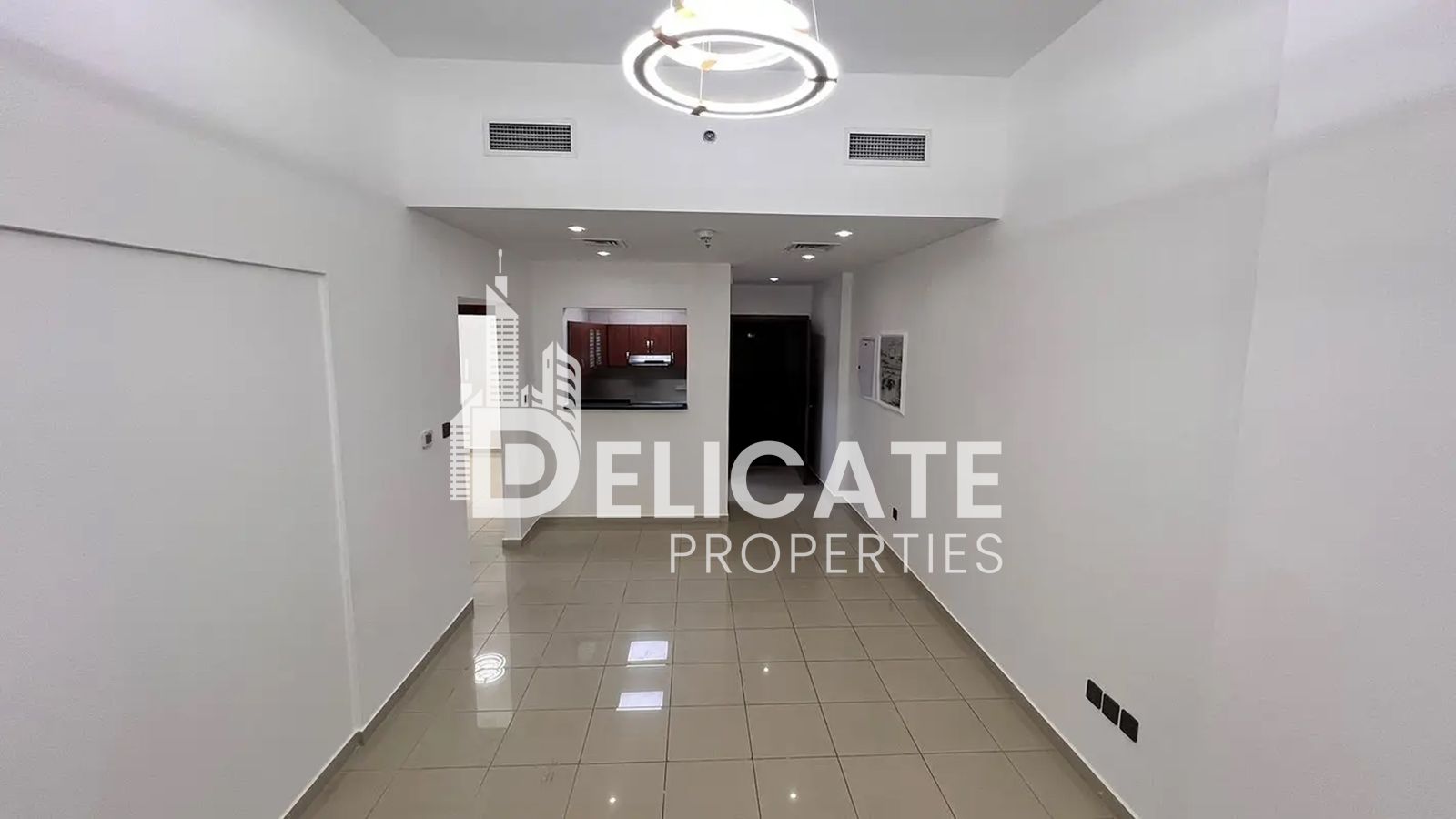 Vacant | Bright and Spacious | Ready to Move