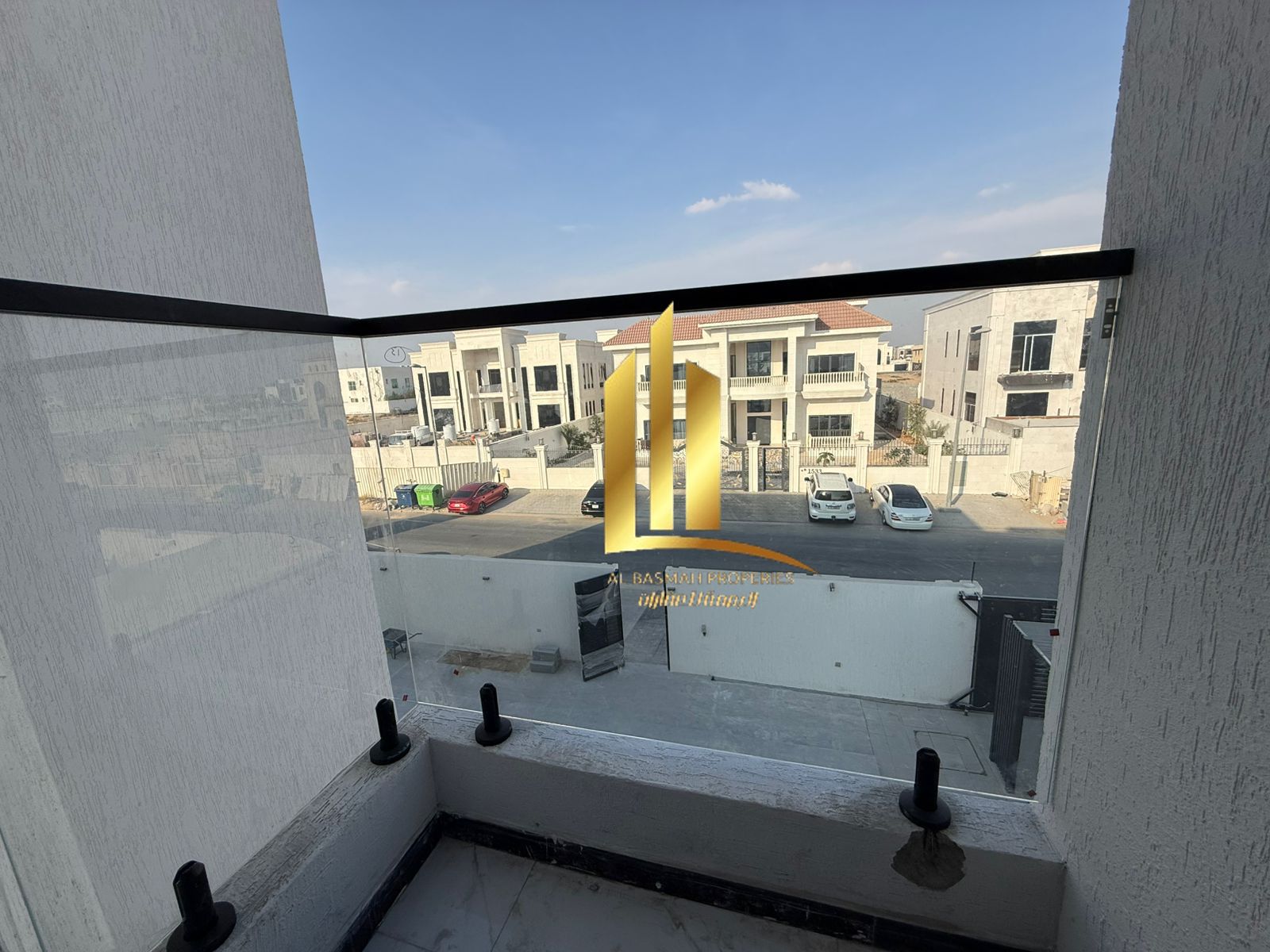 For sale: Super deluxe villa in Sharjah, Al Houshi, Al Badi' suburb. Land area: 10,000 sq