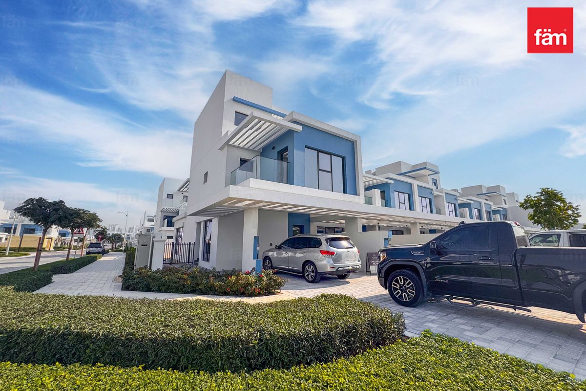 Spacious 5BR | Resort style Living