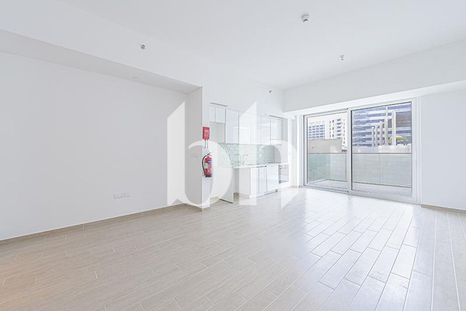 Golf and Sea View | Spacious | Ideal Investment