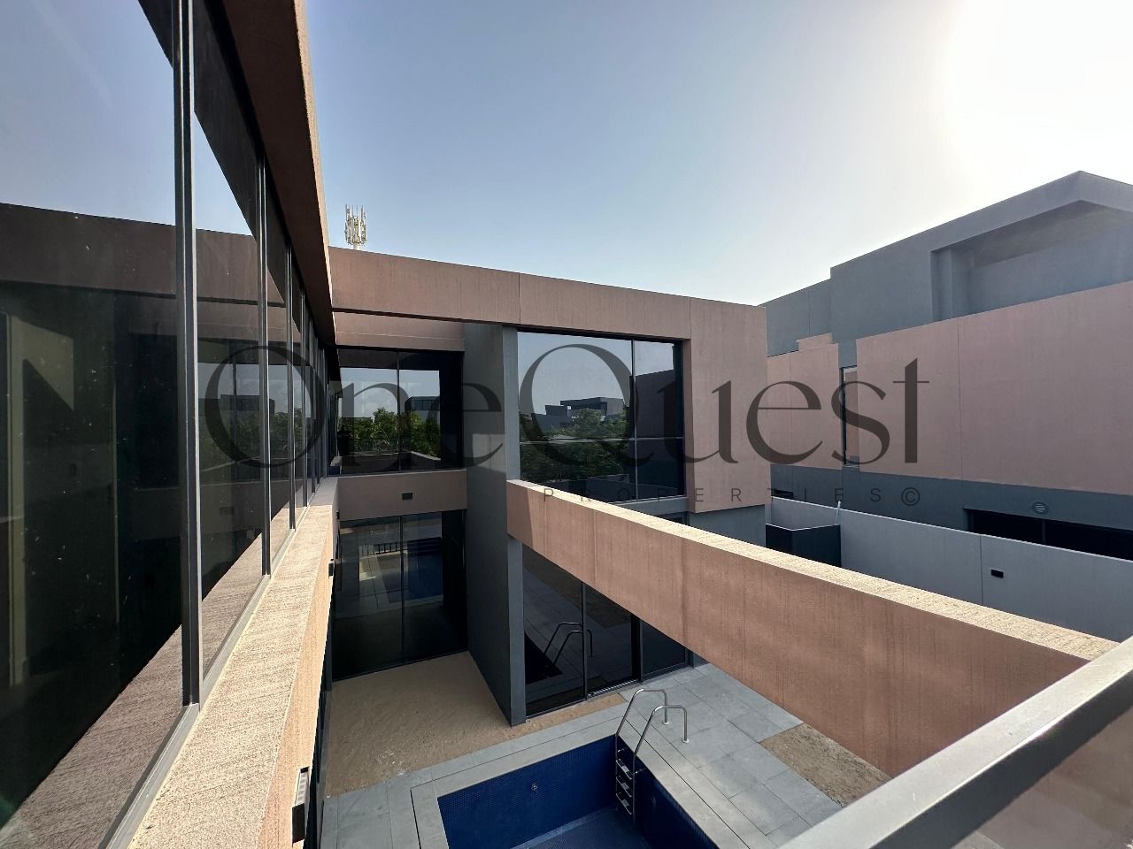 5 BR+maid Pool Villa | Freehold | Ready |