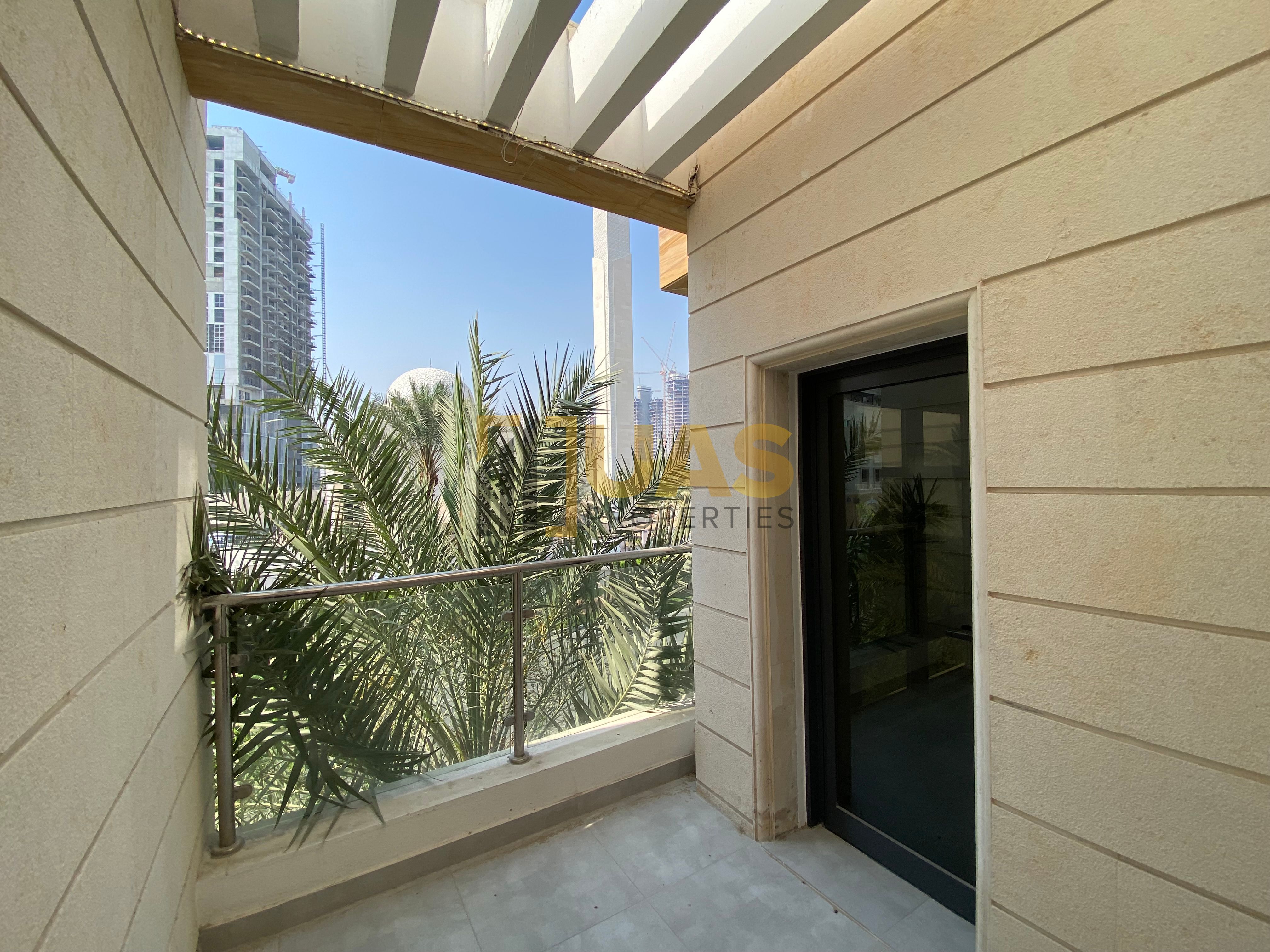 Private Entrance | Covered Parking | Garden | Open View