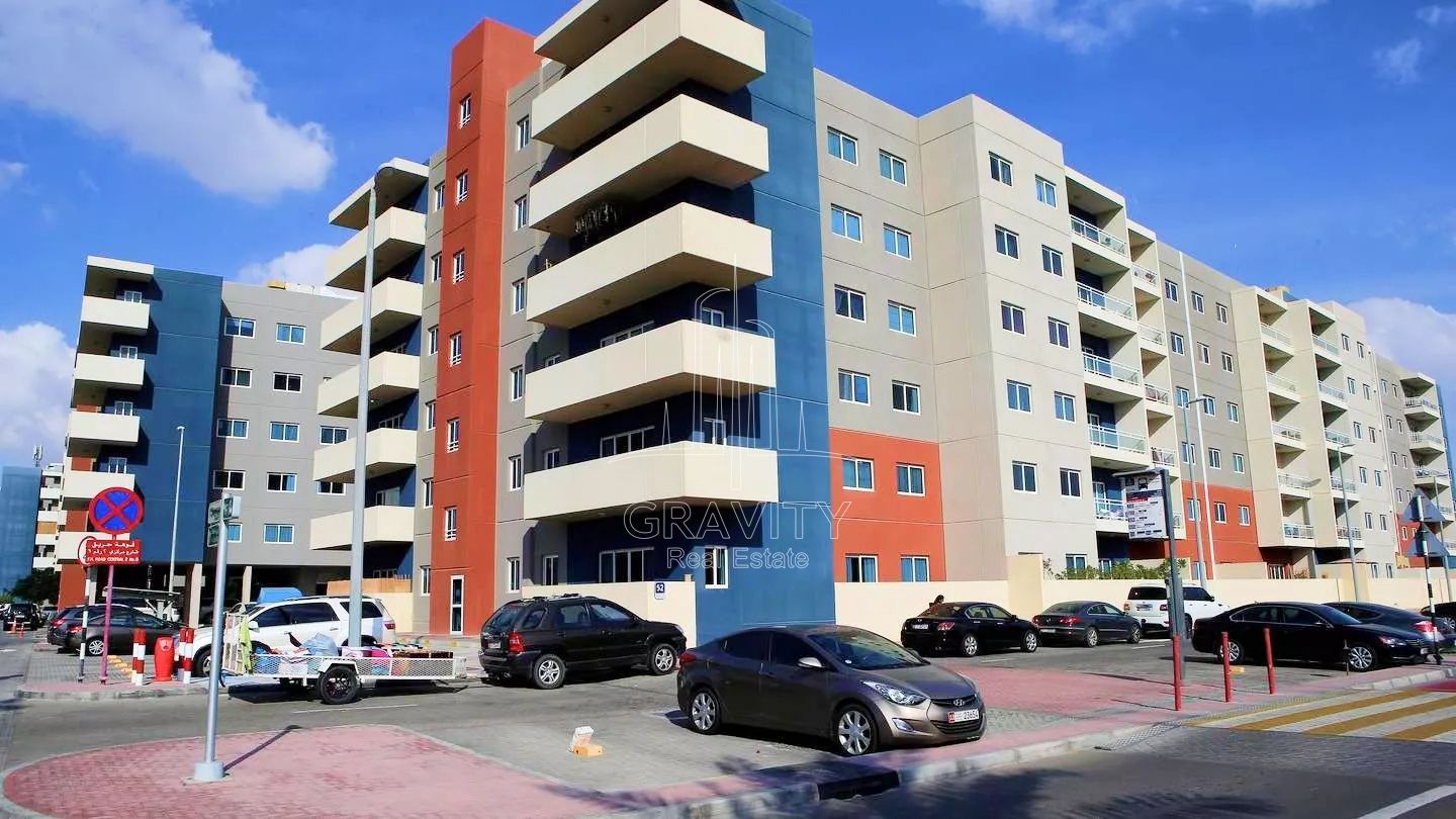 Spacious 1BR | Type C | Large Layout | Low floor