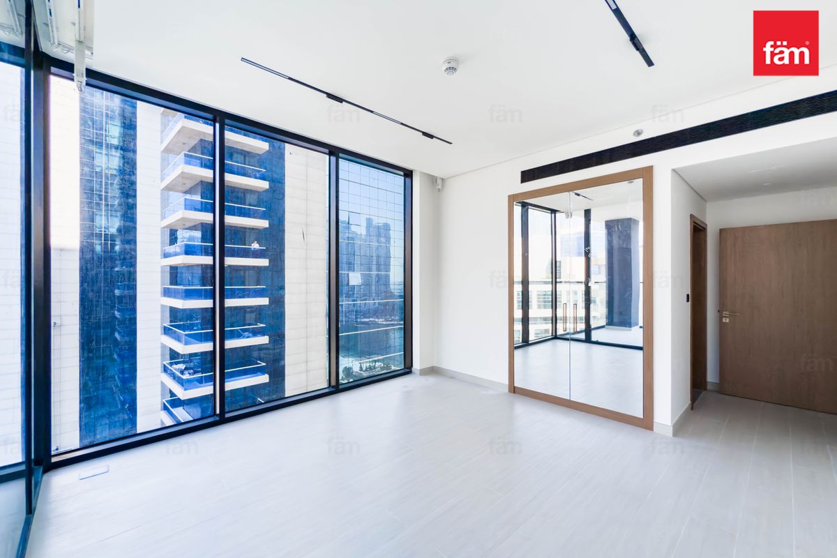 Prime Location | Ready | High ROI | Luxury