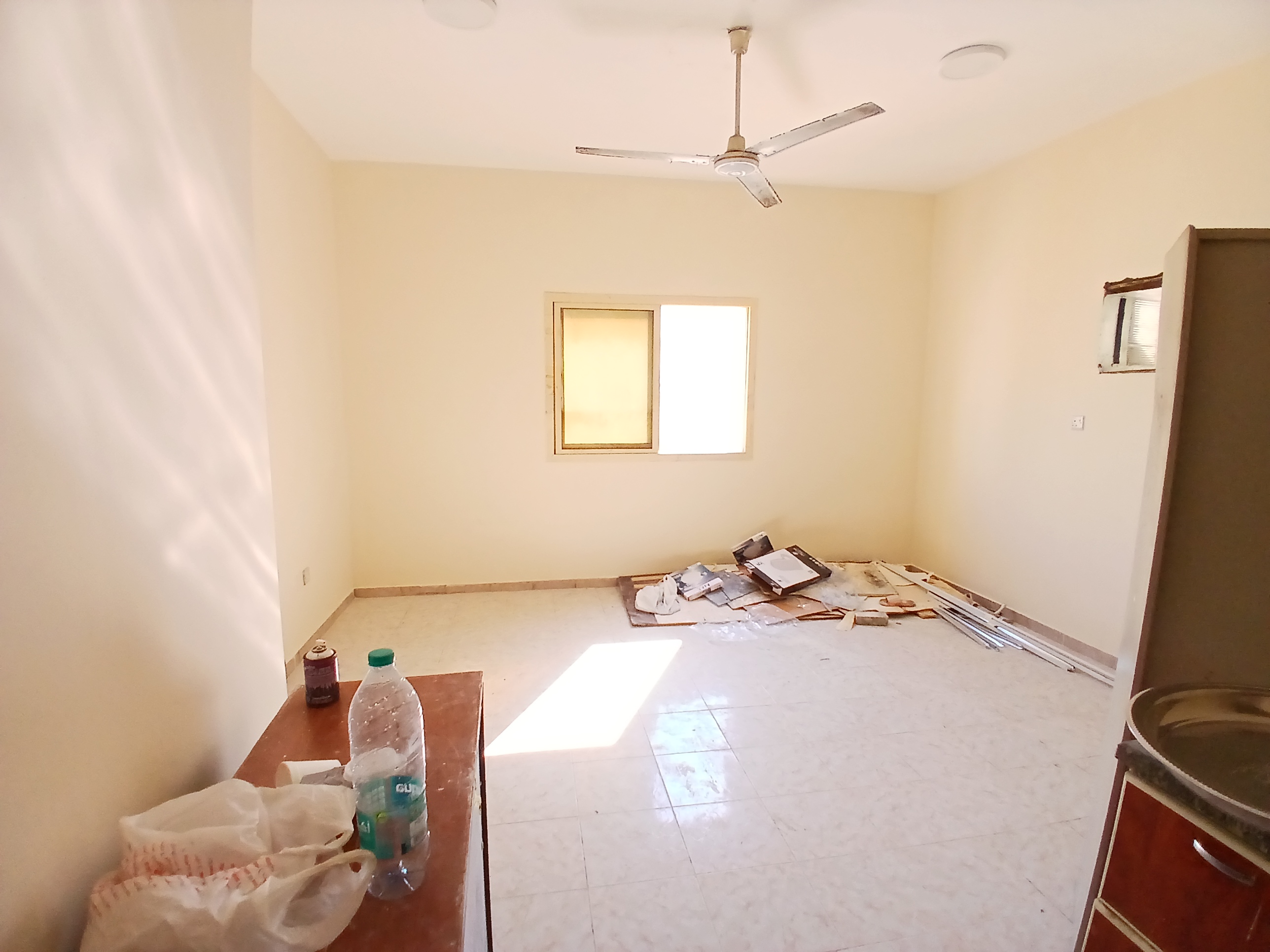 Lavish studio for Bachelor just rent 20k