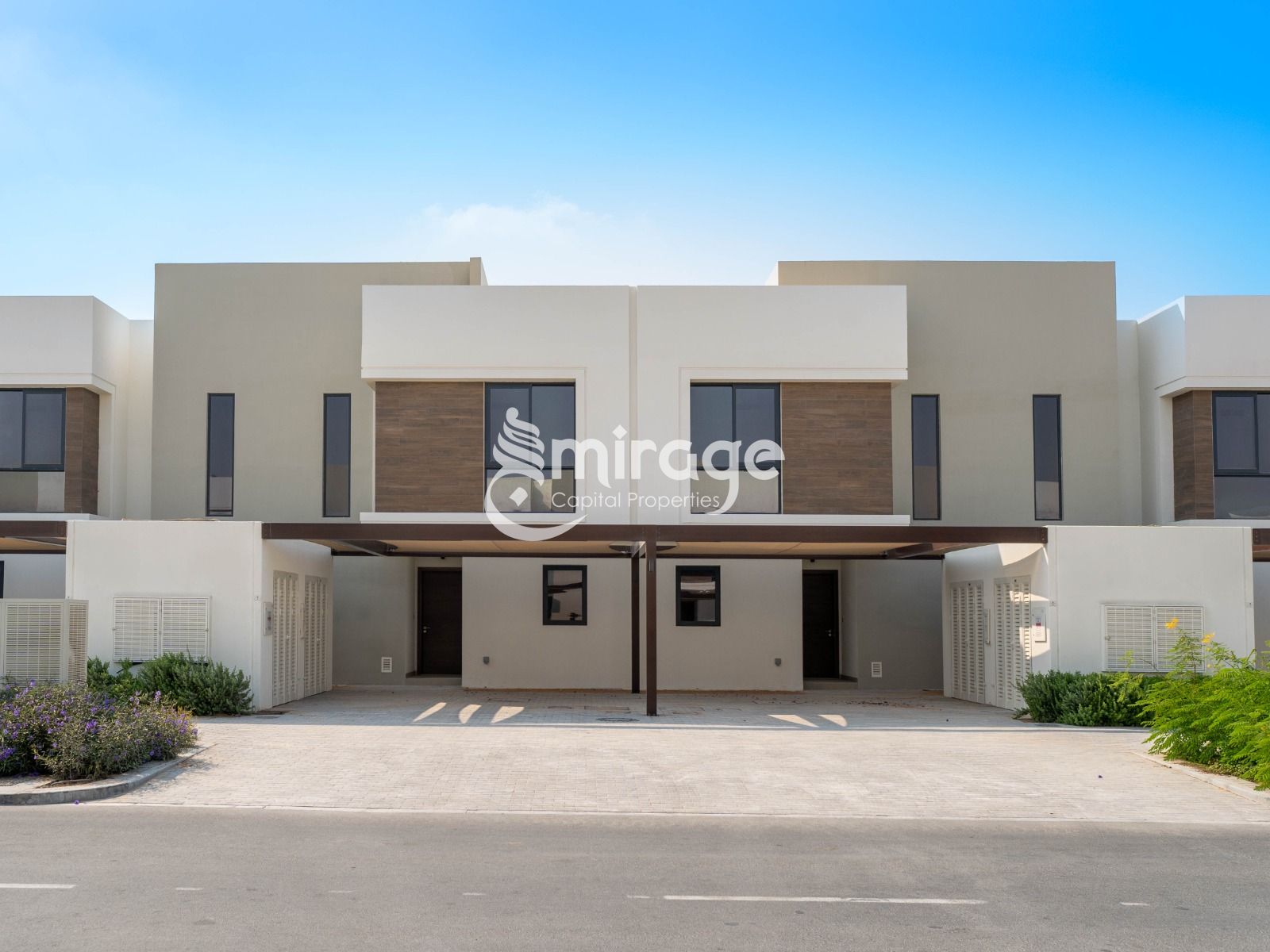Single Row 3BR TH | Full Facilities | Prime Location