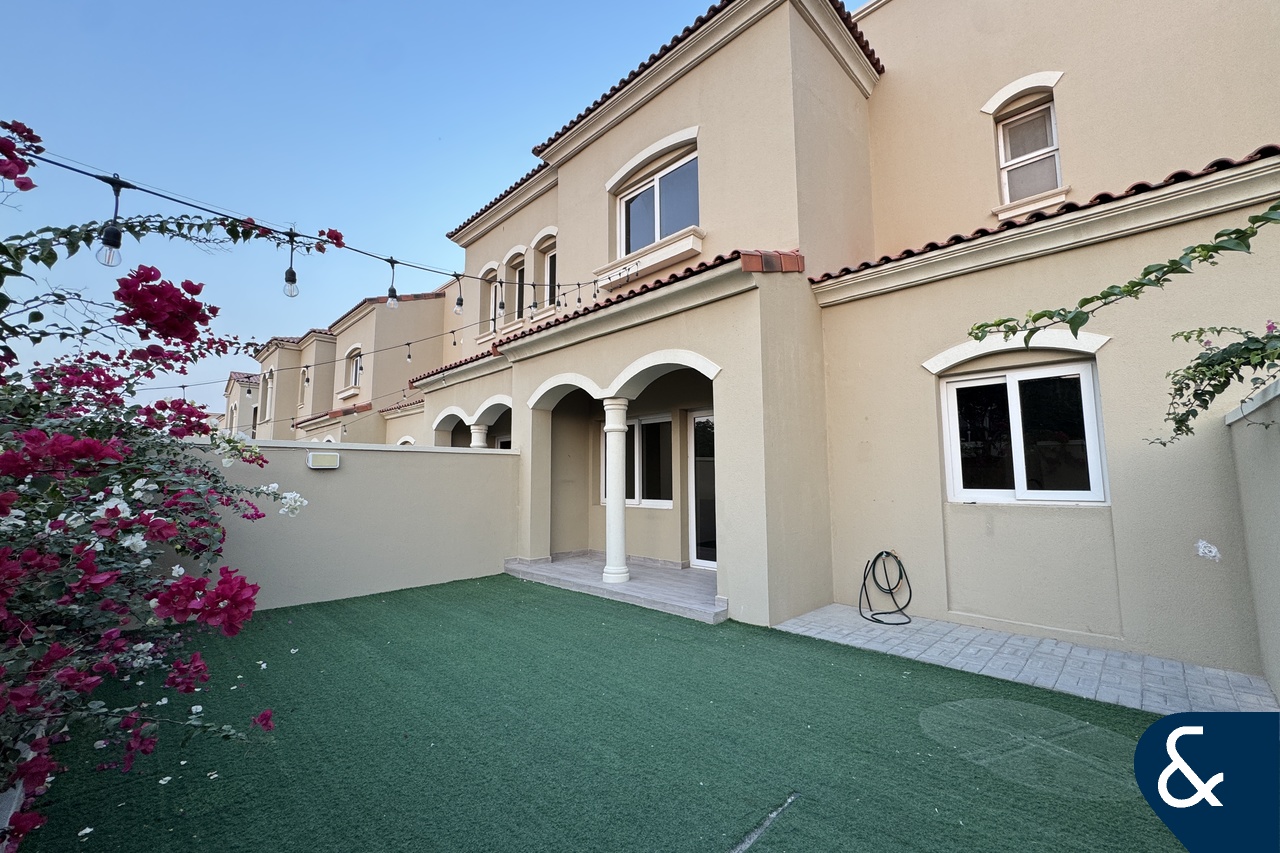 Single Row | Upgraded Kitchen | Close to Pool