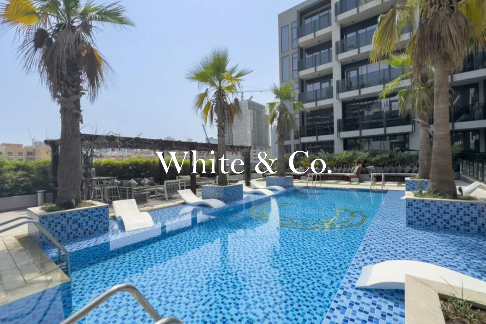 Chiller Free | Pool View | Flexy Cheques
