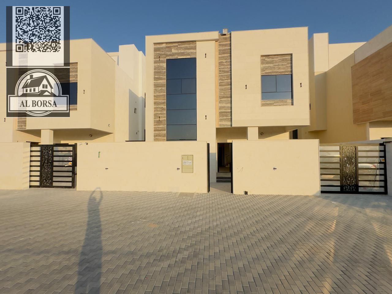 Villa for sale – Al Helio 1, Ajman | 7 master bedrooms, majlis, living room, maid's room | Registration fees included