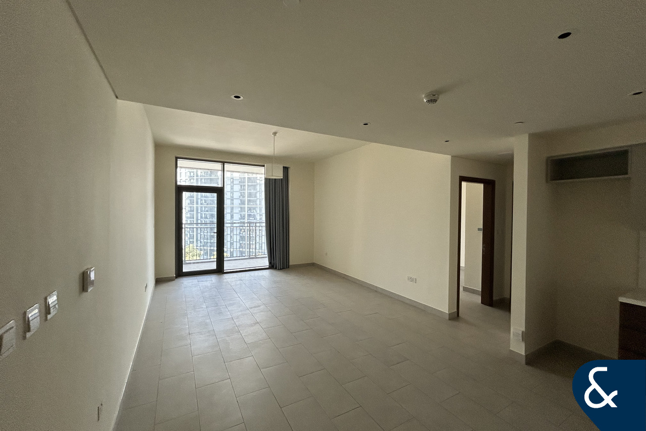 1 Bedroom | Water View | Vacant
