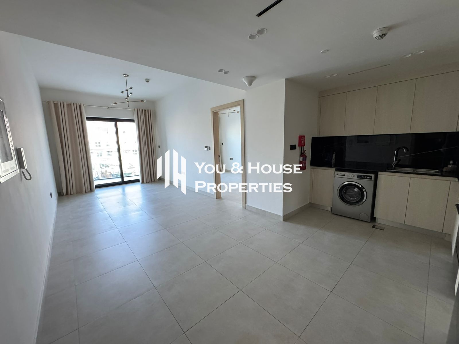 Contemporary 1BR Apartment I Bright & Cozy Layout I Best Location