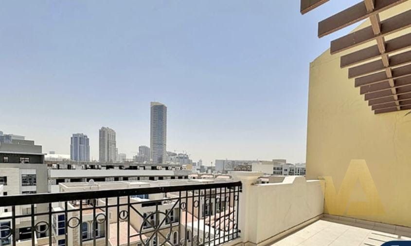 1 bhk | 2 bath | Huge terrace | Next to park