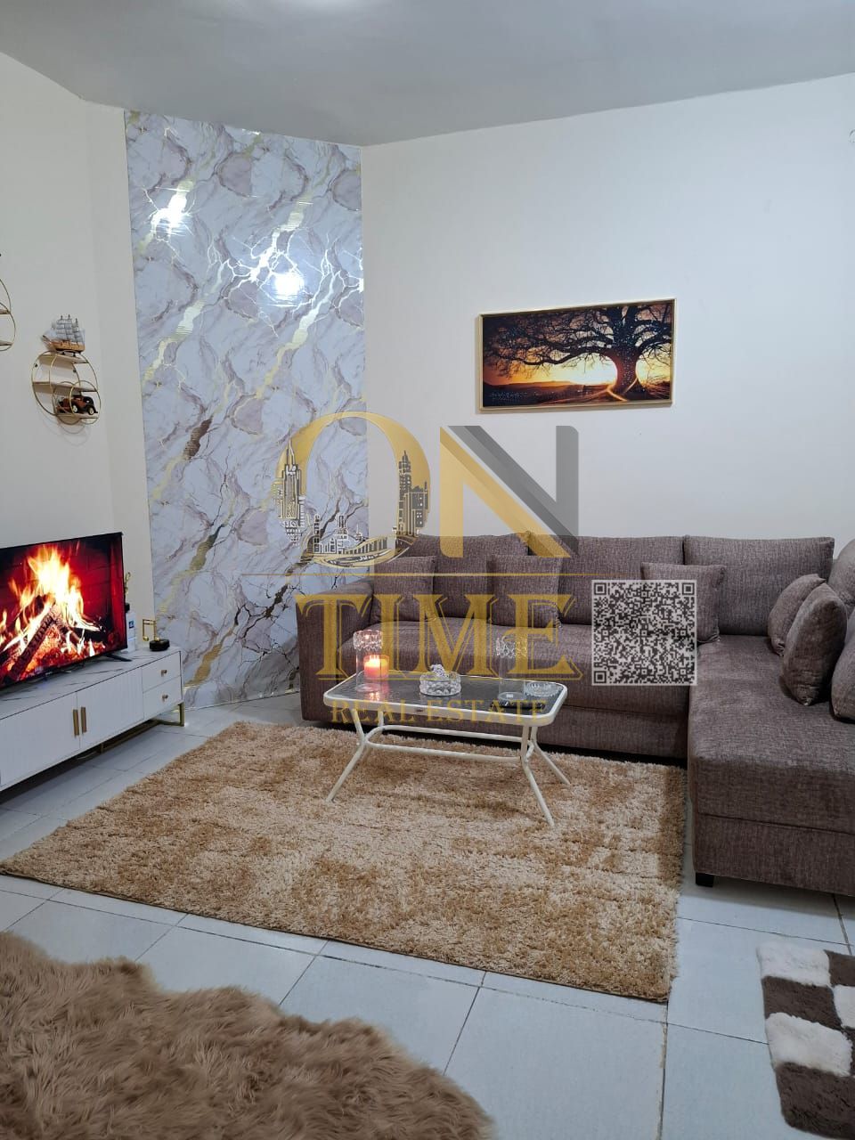 large studio for monthely rent prime location and bills included in new bulding very good for family