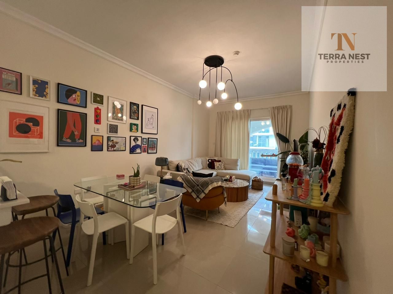LUXURIOUSLY FURNISHED | STORAGE AREA | BIG LAYOUT