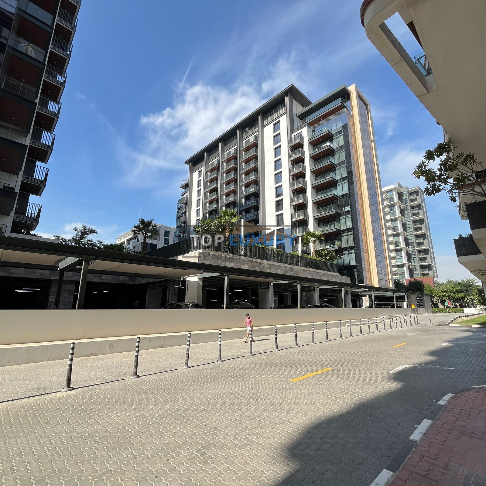 HIGH FOOTFALL | PRIME LOCATION | SHELL & CORE