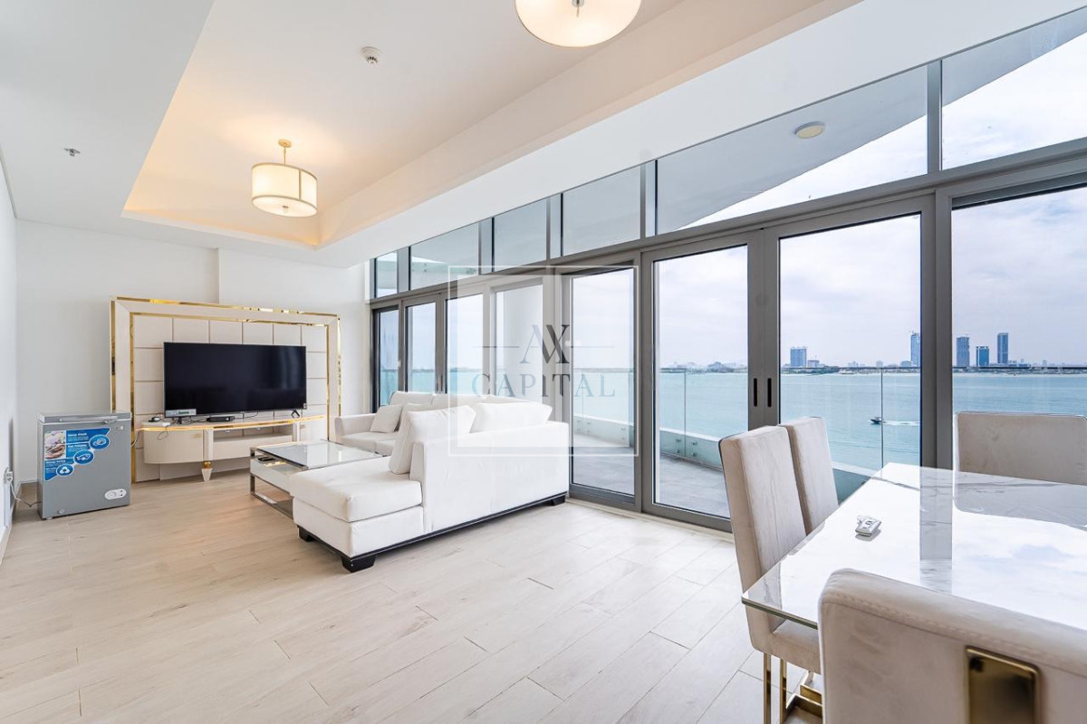 Corner unit | 2 Bedroom | Bright and Spacious