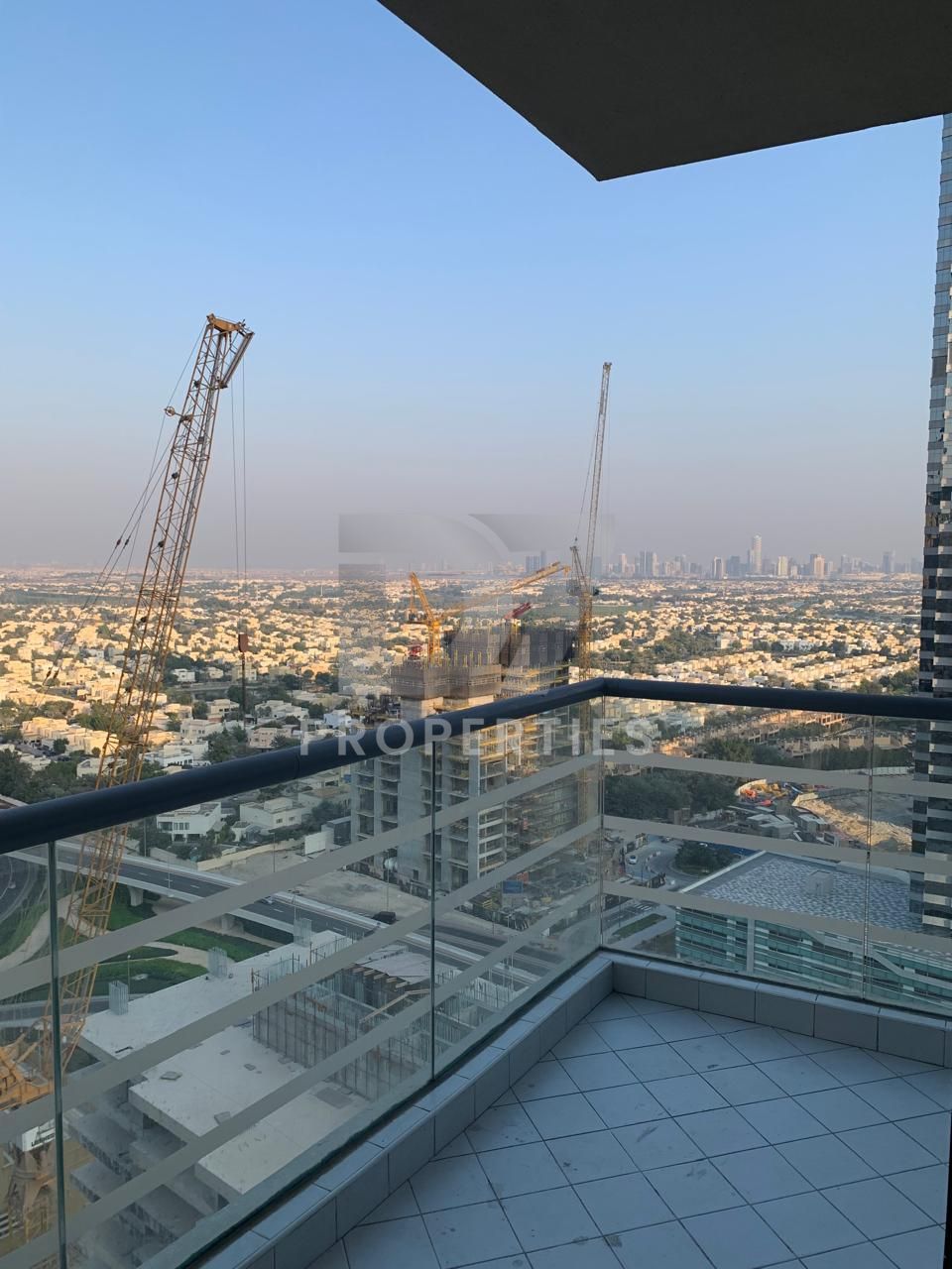 HIGH FLOOR | OPEN VIEW | SPACIOUS | 4 CHEQUES