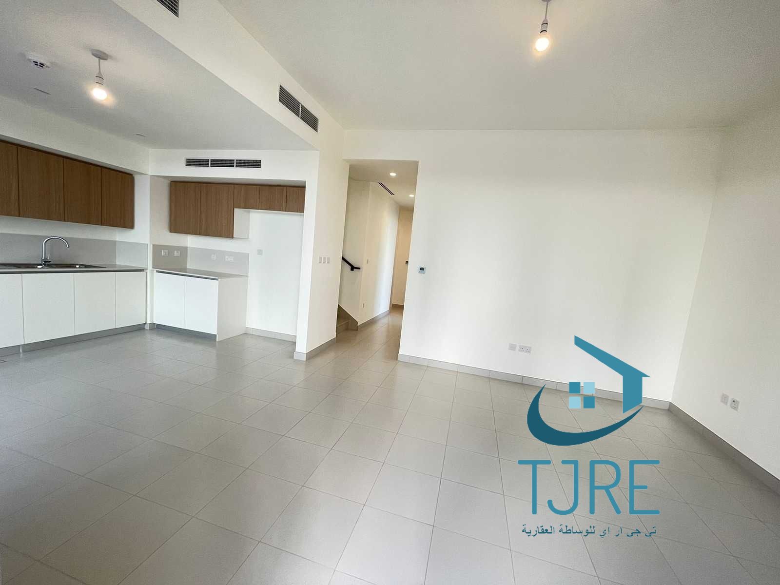 Parkside 1 | Spacious 4-Bedroom Villa | Available from 14 March