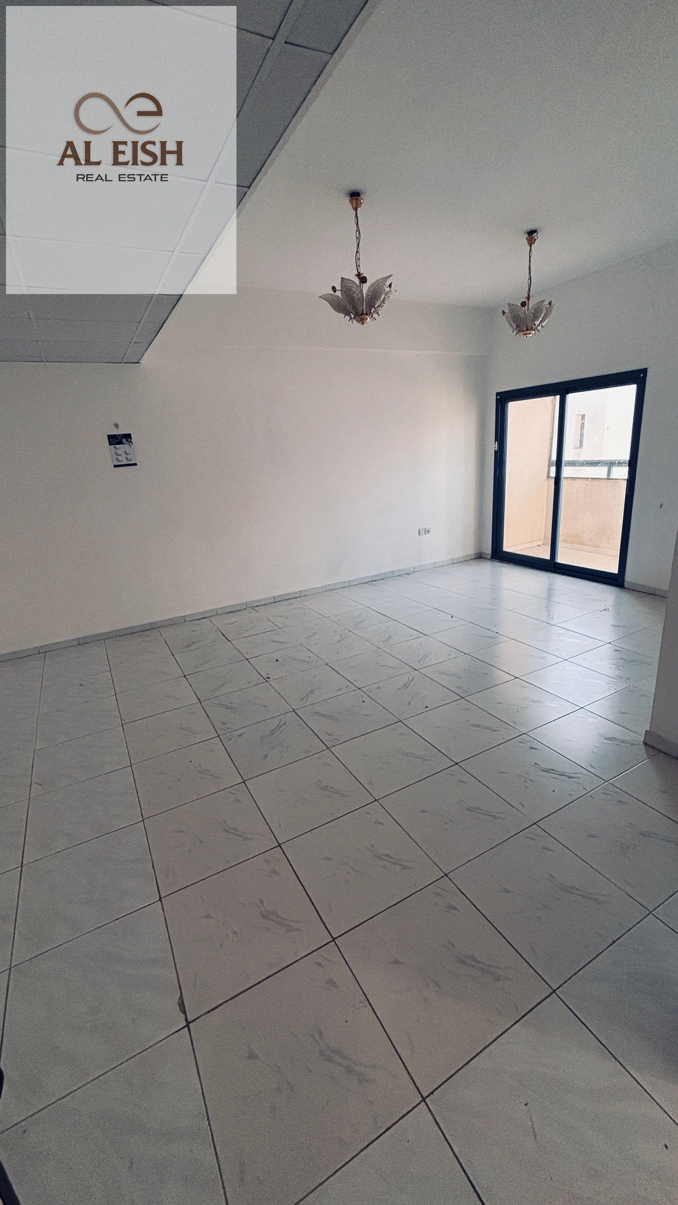 Spacious 2BHK Apartment | Chiller Free | Gym & Pool | Burjuman |